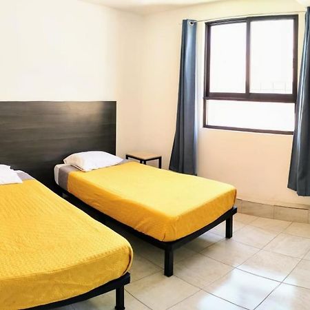 Casa Republik Hotel Леон Екстериор снимка