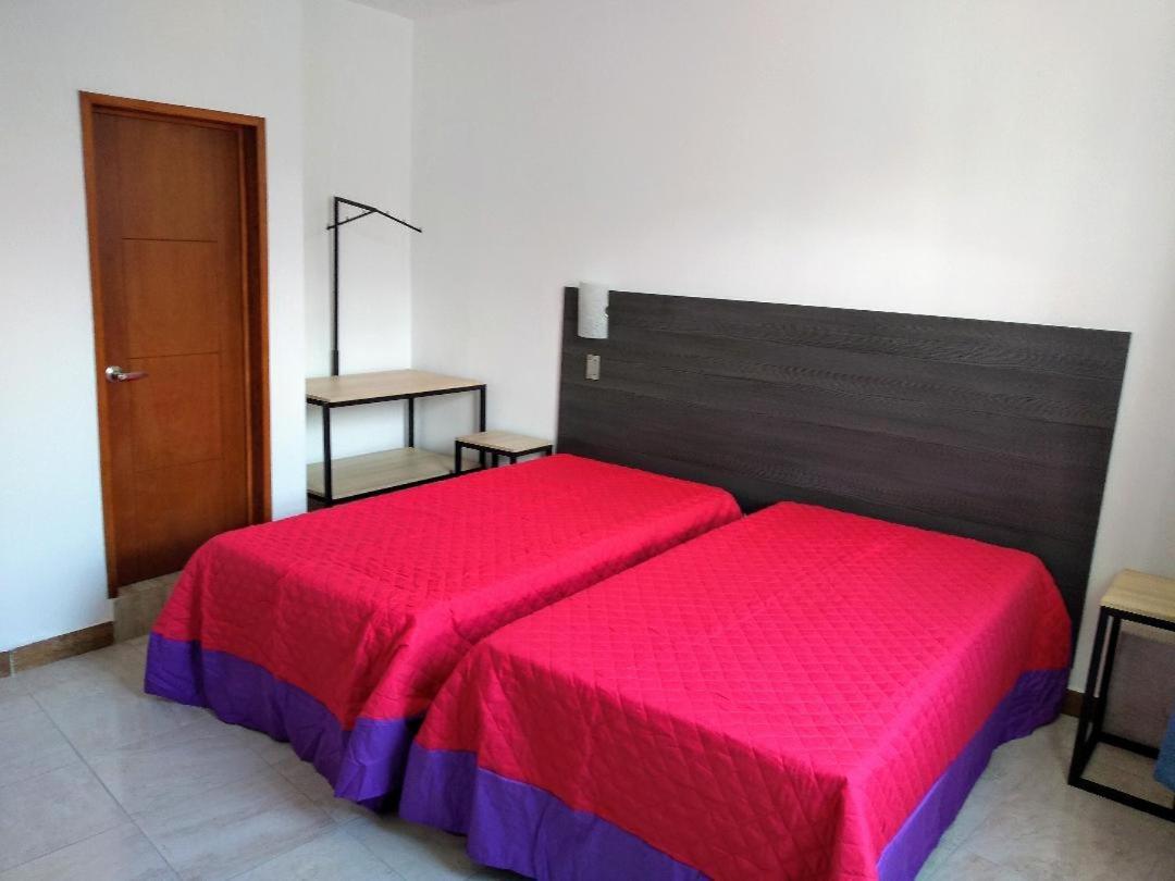 Casa Republik Hotel Леон Екстериор снимка