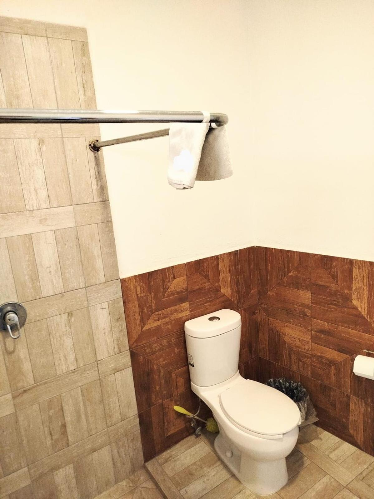 Casa Republik Hotel Леон Екстериор снимка